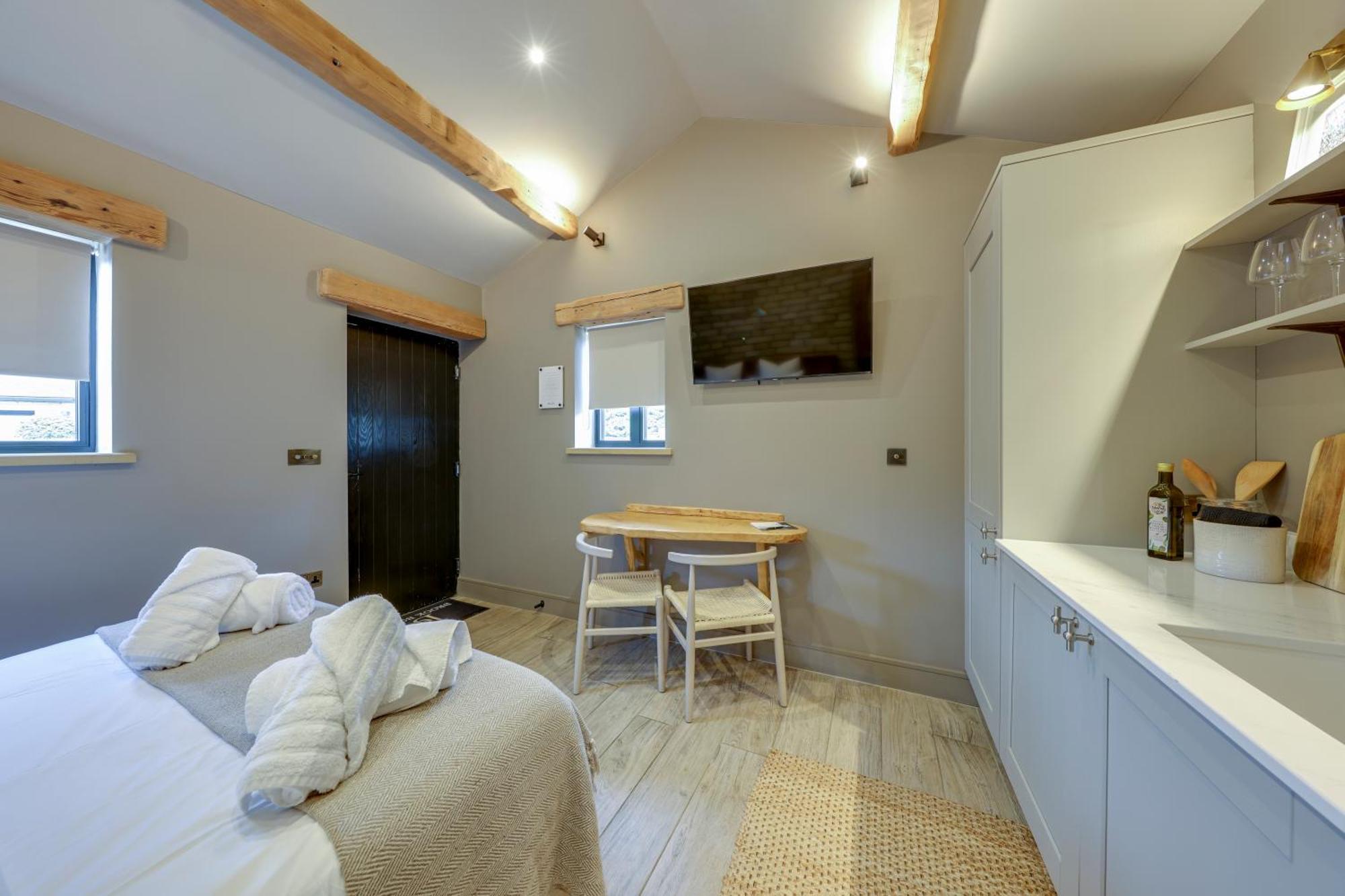 Apartments For Two In Brand New Luxury Rural Farmhouse Escape Ramsbottom Eksteriør bilde